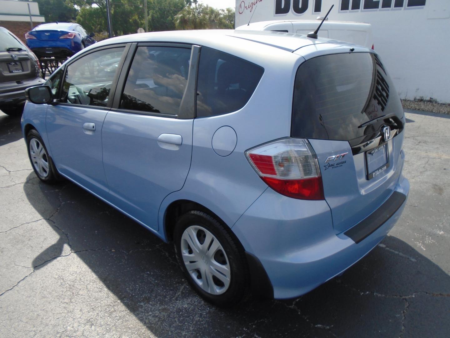 2009 Honda Fit (JHMGE88289C) , located at 6112 N Florida Avenue, Tampa, FL, 33604, (888) 521-5131, 27.954929, -82.459534 - Photo#4